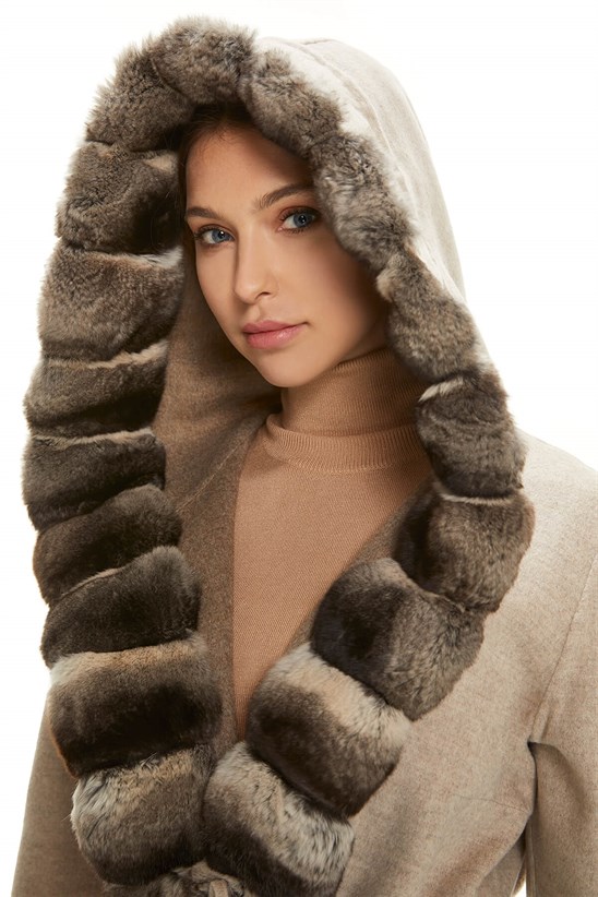 Shaky Women's Loro Piana 100% Wool Fabric Jacket with Chinchilla trimming Beige/Camel